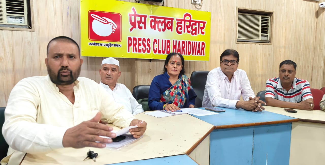 माटी कला बोर्ड में गैर प्रजापति समाज के लोगों को दायित्व सौंपे जाने पर प्रजापति समाज ने जतायी नाराजगी