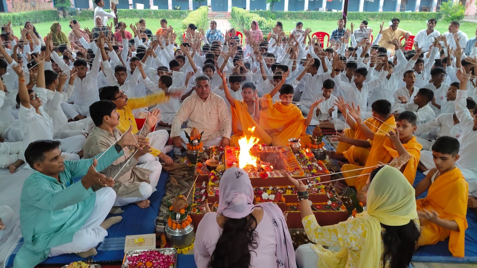 गुरुकुल कांगडी में नवप्रविष्ट ब्रह्मचारियों का उपनयन एवं वेदारम्भ संस्कार समारोह सम्पन्न